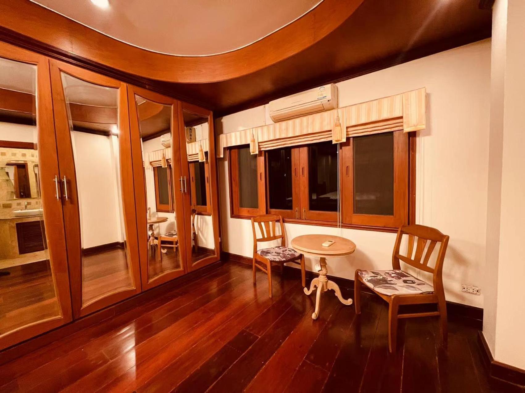 Phoenix Golf 10 Badroom Pool Villa Ban Huai Yai Eksteriør billede